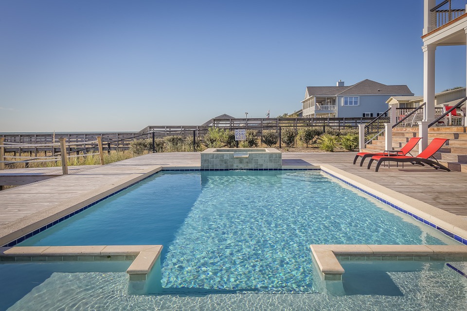 commercial pool
